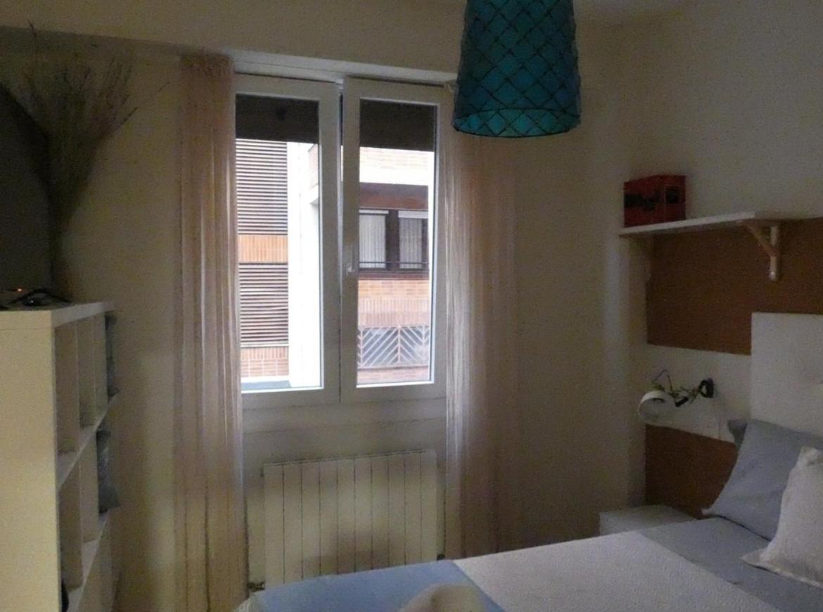 Principe De Viana 4 Apartment *